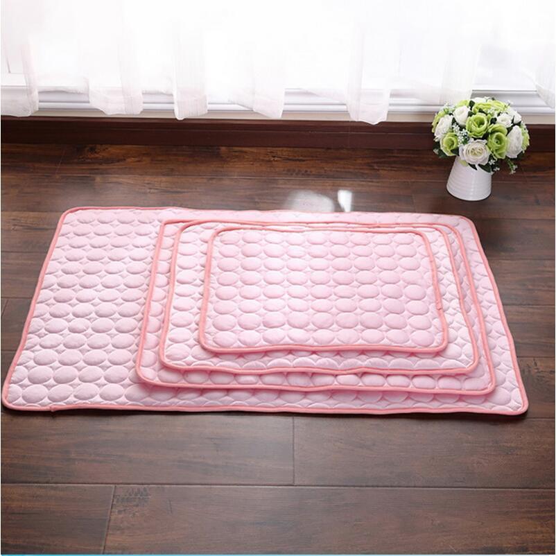 Pet Dog Cat Ice Silk Cold Nest Pad For Cooling In Summer.