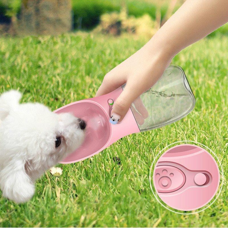Pet Water Cup Outdoor Portable Water Bottle.