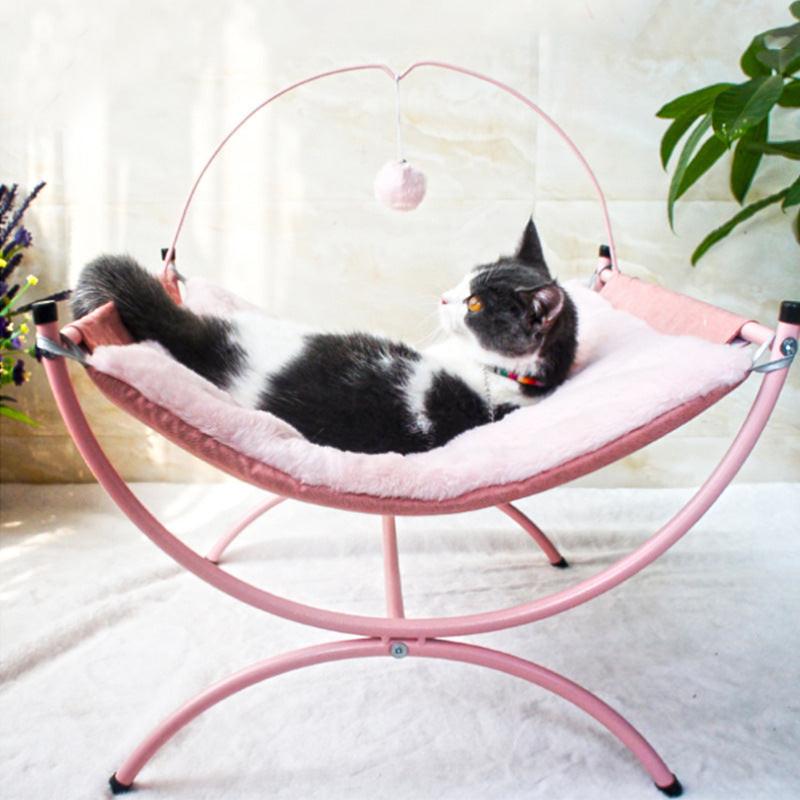 Four Seasons Universal Cat  Recliner Cat Bed.