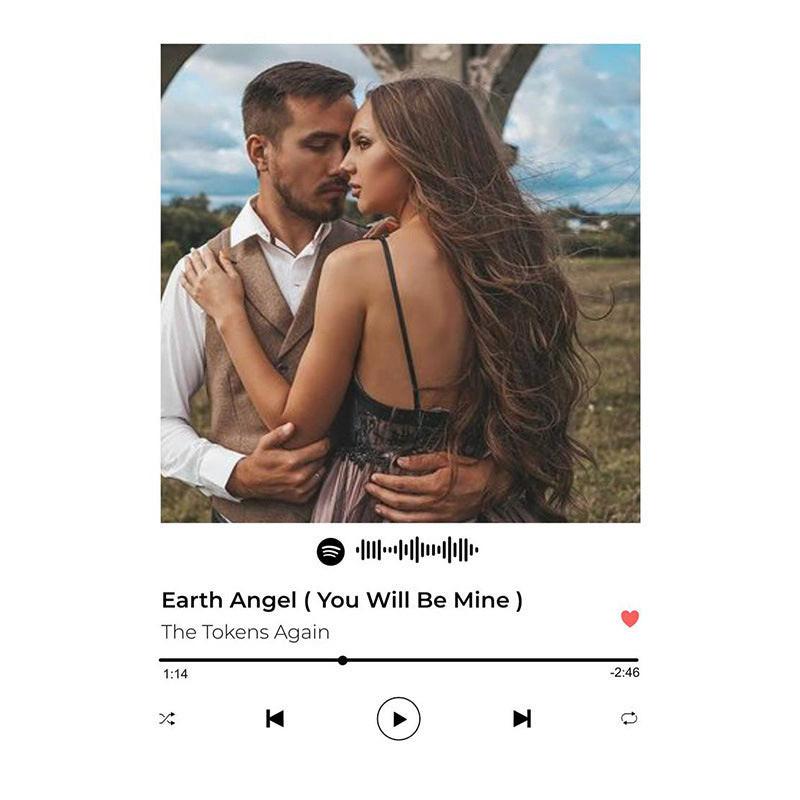 Customizable Photo Music Album Cover Night Light Carved Name Song Photo Frame.