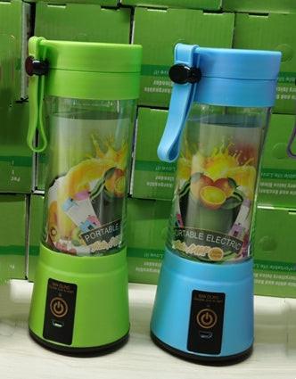 Portable Blender With USB Rechargeable Mini Kitchen Fruit Juice Mixer Home Simple Portable Electric Mini Juicer.