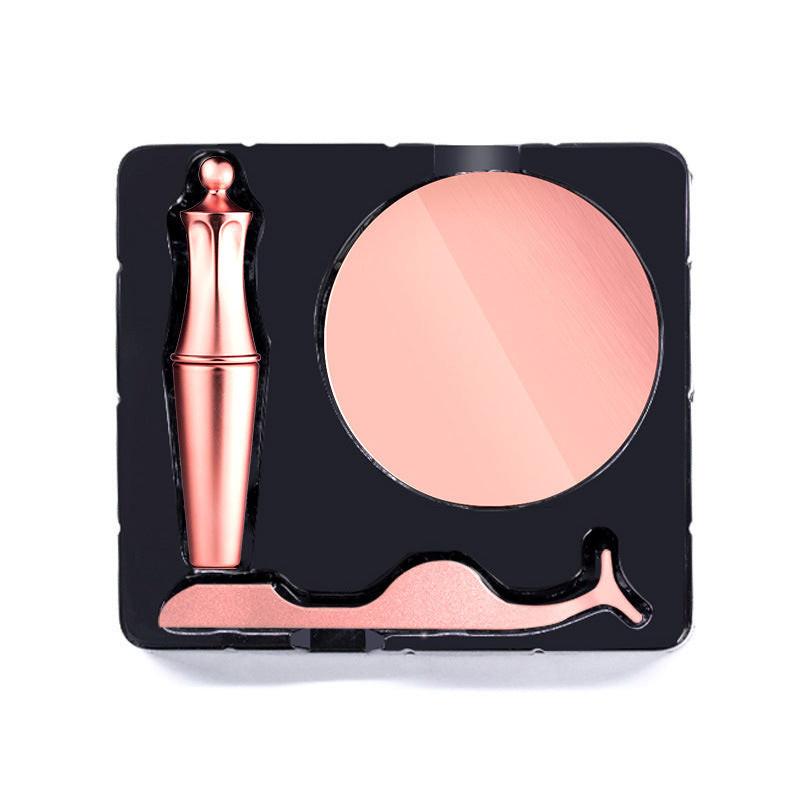 Natural Long Lasting Magnetic Liquid Eyeliner.