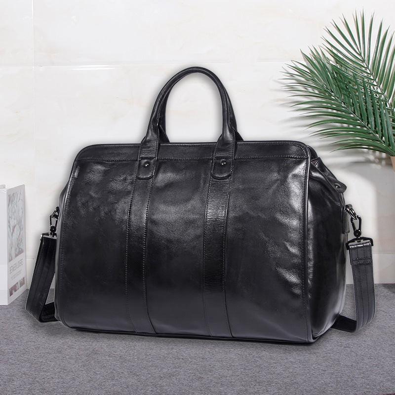 Large Capacity Genuine Leather Travel Luggage Bag Cowhide Handbag.