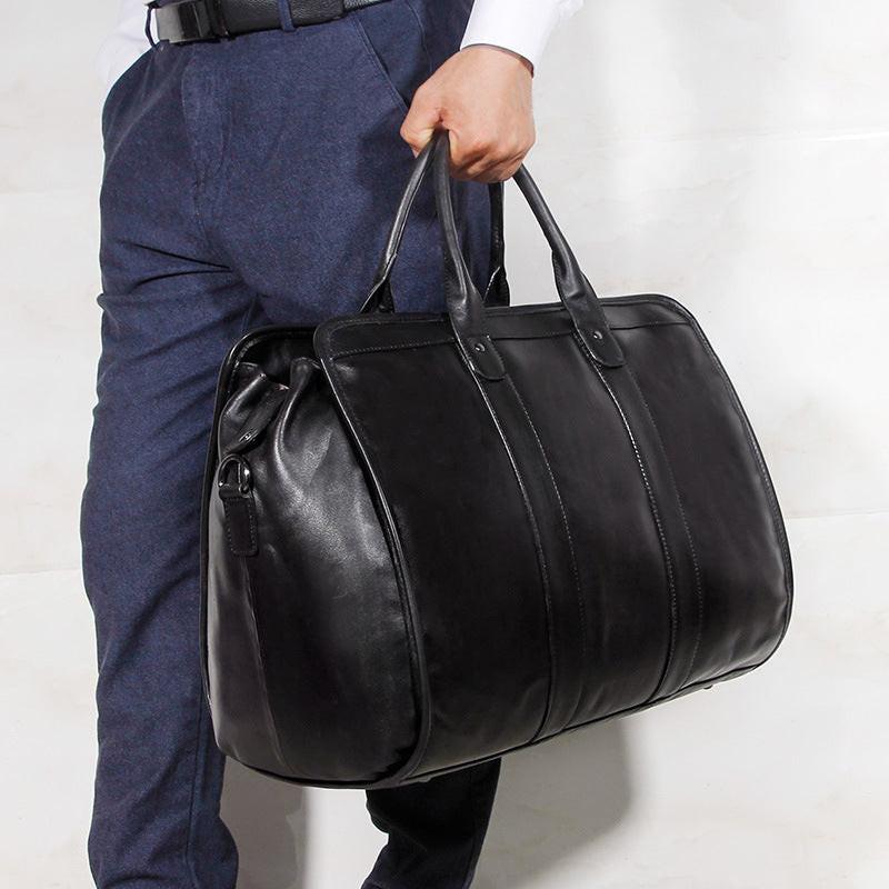 Large Capacity Genuine Leather Travel Luggage Bag Cowhide Handbag.