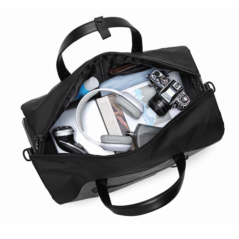 The New Foldable Travel Bag Has A Large Capacity For Business Trips.