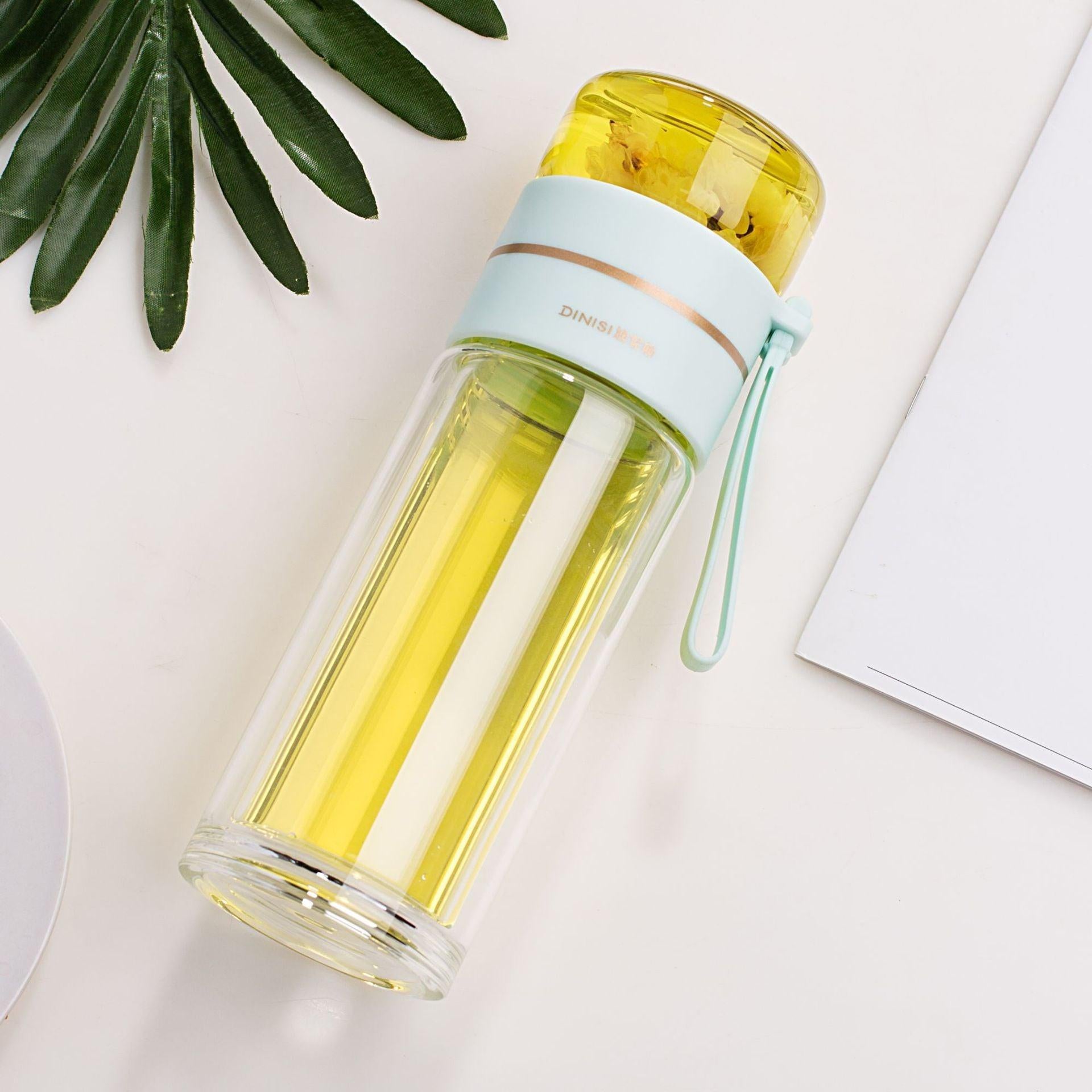 Glass Water Bottle With Tea Infuser Filter Tea Separation Double Wall Glass Bottle Leakproof Water Bottle.