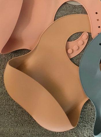 Soft Waterproof Silicone Baby Bib with Food Catcher, Baby Silicone Bib.