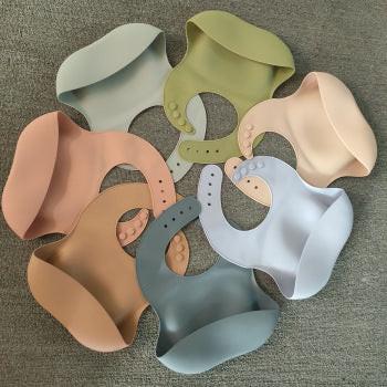 Soft Waterproof Silicone Baby Bib with Food Catcher, Baby Silicone Bib.