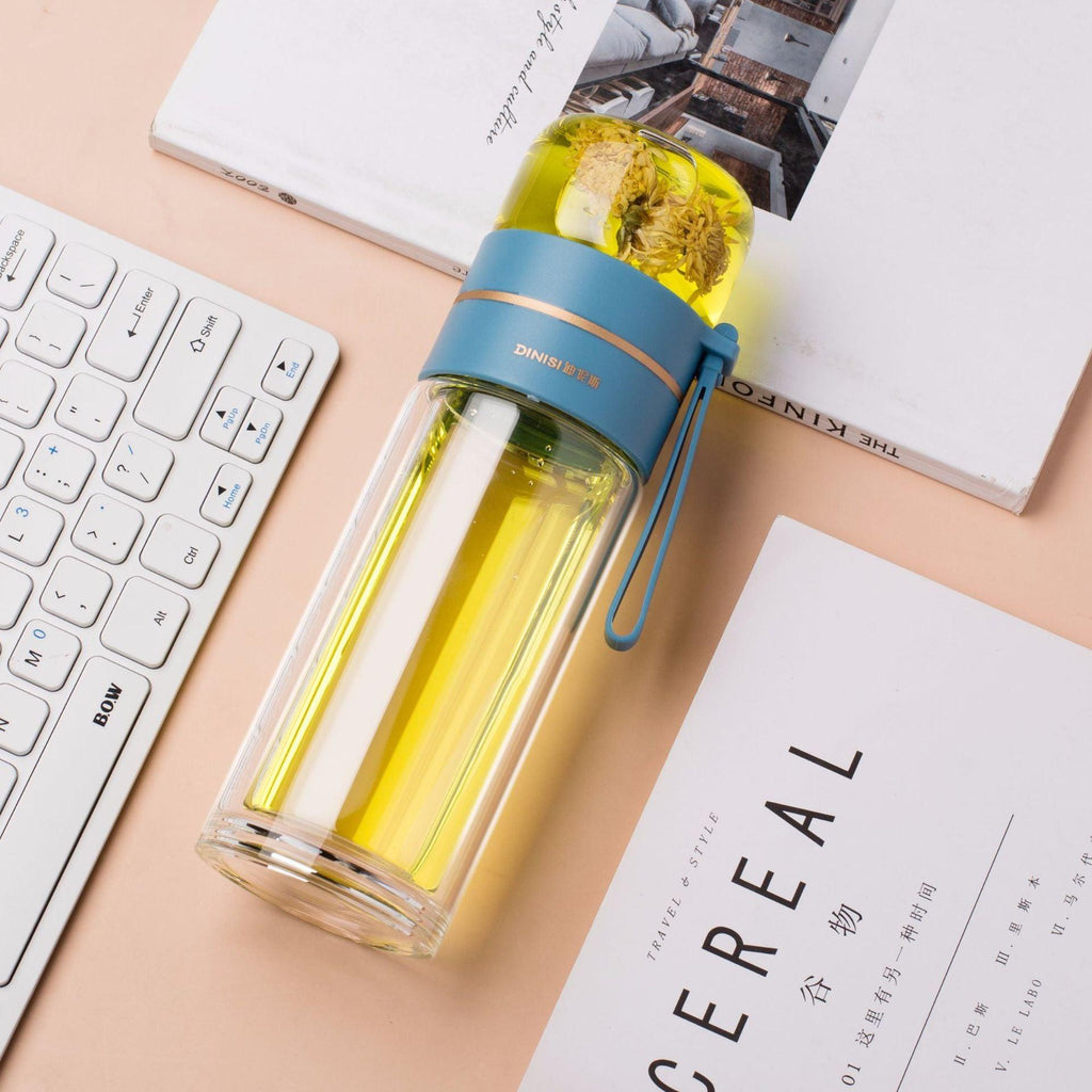 Glass Water Bottle With Tea Infuser Filter Tea Separation Double Wall Glass Bottle Leakproof Water Bottle.