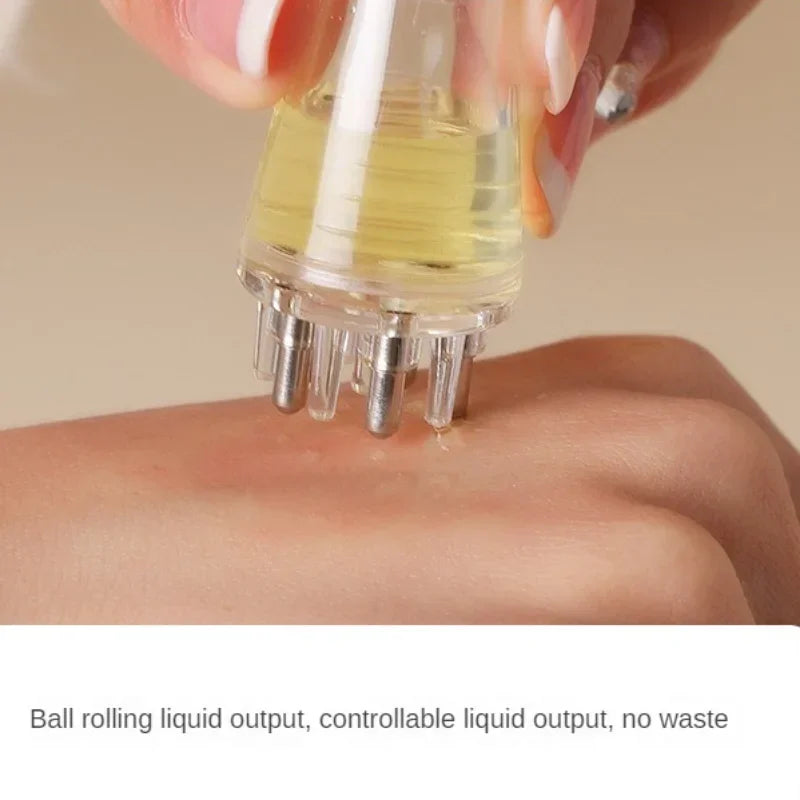 Liquid Scalp Applicator Comb.