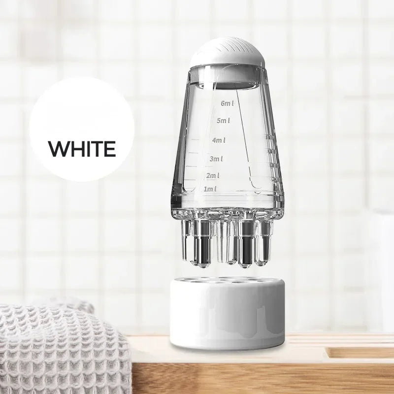 Liquid Scalp Applicator Comb.