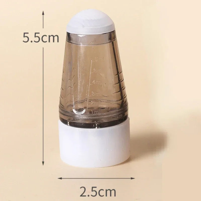 Liquid Scalp Applicator Comb.