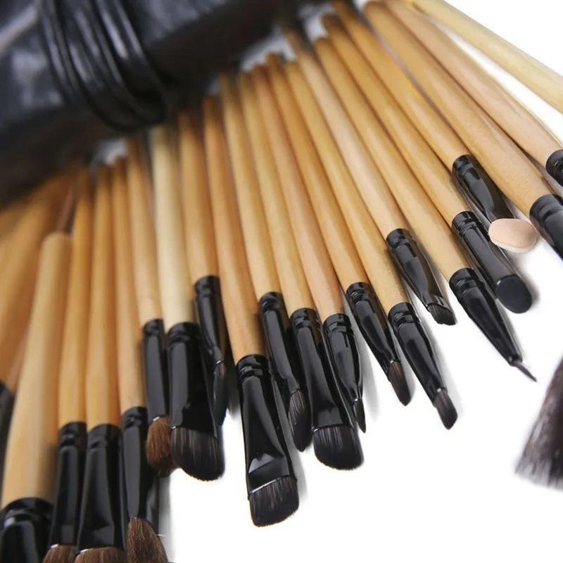 Gift Bag Of 24 Pcs Makeup Brush Sets Professional Cosmetics Brushes Eyebrow Powder Foundation Shadows Pinceaux Make Up Tools.
