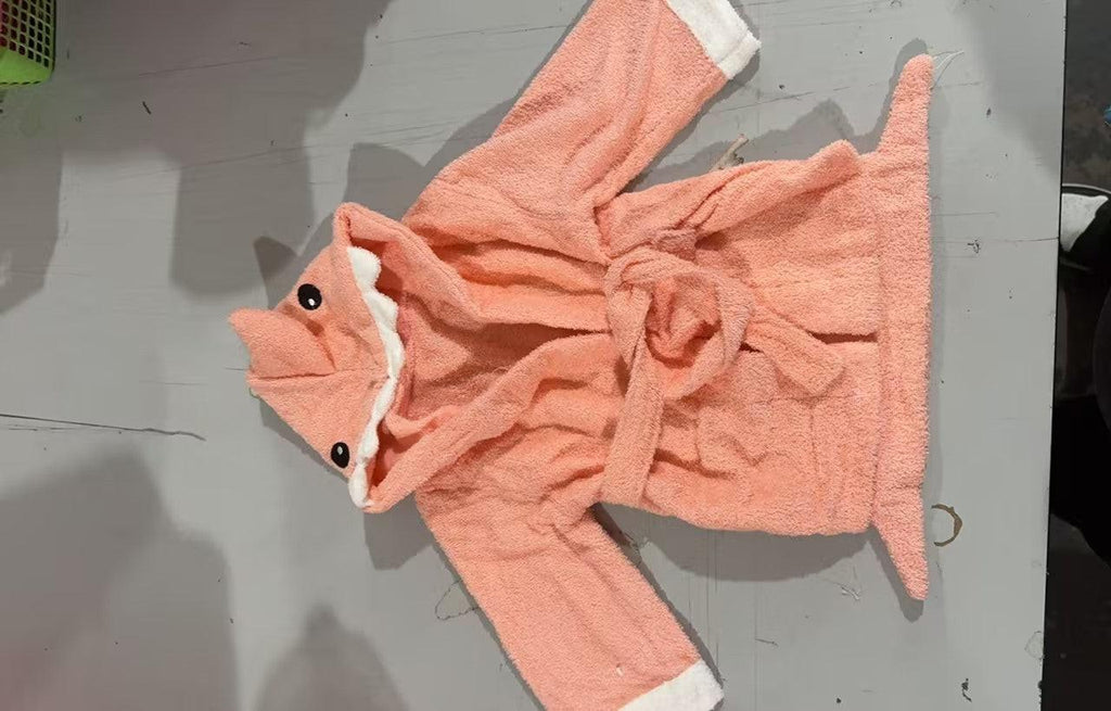 Children's Hooded Absorbent Animal-shaped Bathrobe.