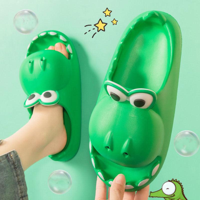 Kids Dinosaur Slippers Wholesale Summer Cartoon Parent Child Outdoor Home EVA Sandals Women Men Kids Cute Slippers Baby Shoes.