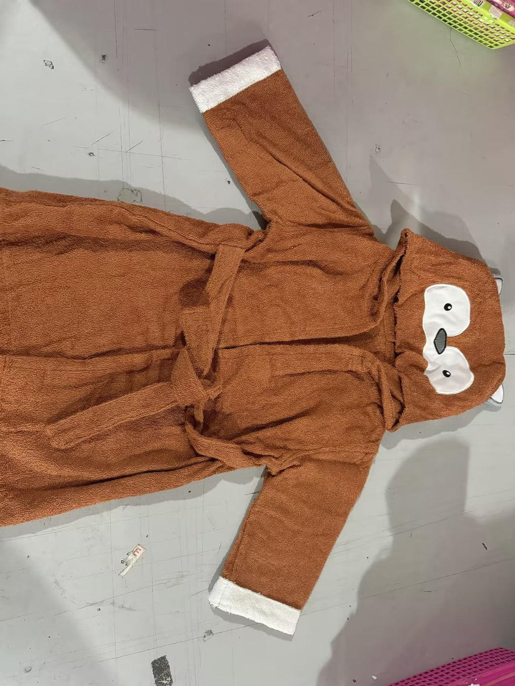 Children's Hooded Absorbent Animal-shaped Bathrobe.